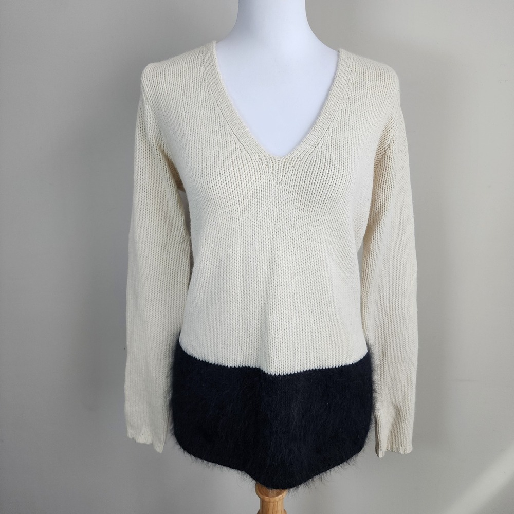 Club Monaco Colorblock Sweater Womens Large Angora Wool Cashmere Knit Luxury